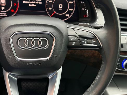 Used 2018 Audi Q7 2.0T Premium Plus w/ Premium Plus Package AWD/4WD image 32