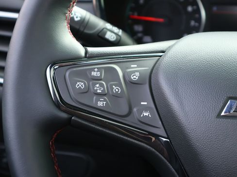 Used 2024 Chevrolet Equinox RS w/ RS Leather Package image 16