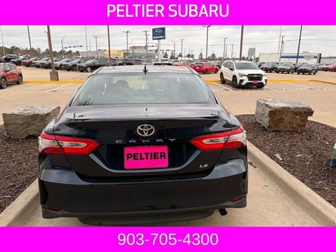 Used 2020 Toyota Camry LE image 14