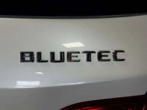 Used 2012 Mercedes-Benz ML 350 BlueTEC 4MATIC image 13