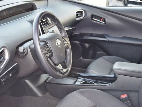 Used 2021 Toyota Prius Prime LE image 23