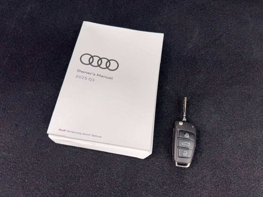 Used 2025 Audi Q3 2.0T Premium AWD/4WD image 81