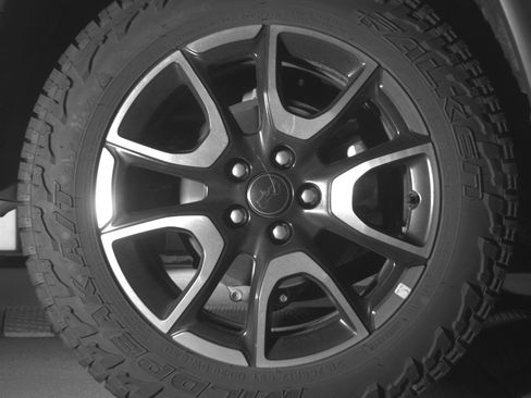 Used 2025 Jeep Compass Trailhawk AWD/4WD image 15