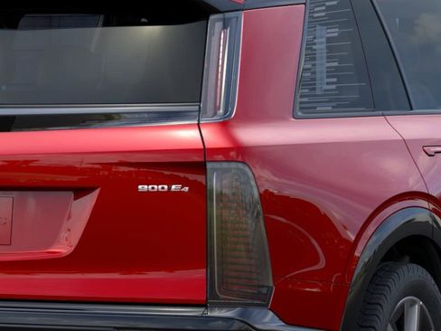 New 2026 Cadillac Vistiq Sport AWD/4WD image 11