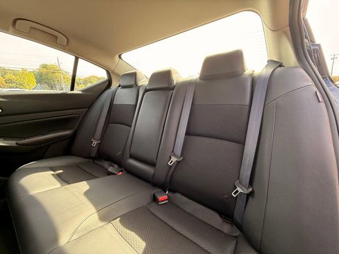 Used 2022 Nissan Altima 2.5 SR image 15