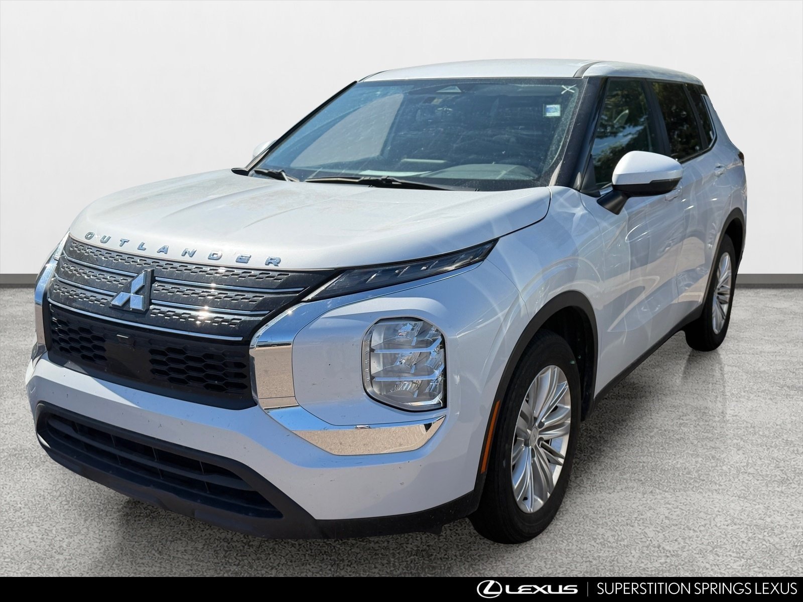 Used 2024 Mitsubishi Outlander ES FWD image 5