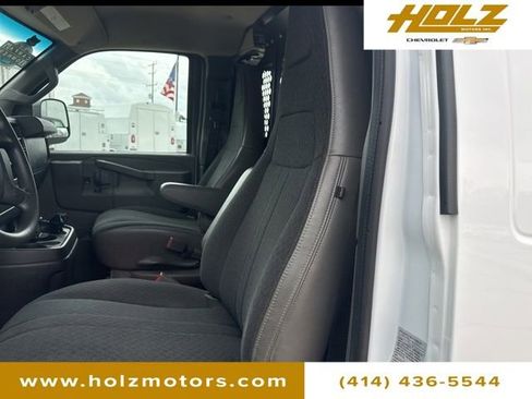 Certified 2021 Chevrolet Express 2500 w/ Driver Convenience Package image 10