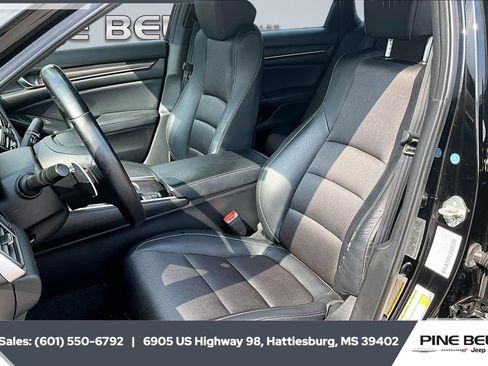 Used 2018 Honda Accord Sport image 18