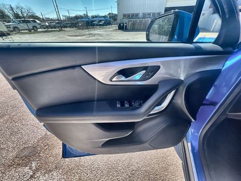 Certified 2025 Chevrolet Blazer LT image 21