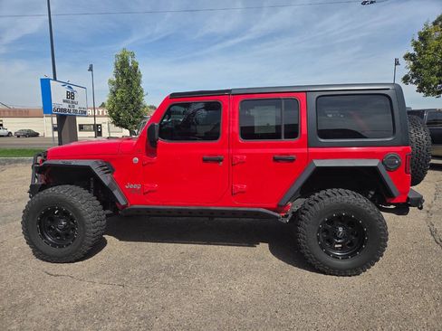 Used 2018 Jeep Wrangler Unlimited Sport S AWD/4WD image 6