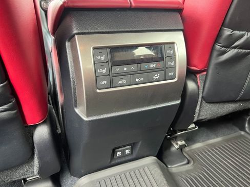 Used 2023 Lexus GX 460 Luxury w/ Sport Design Package image 14