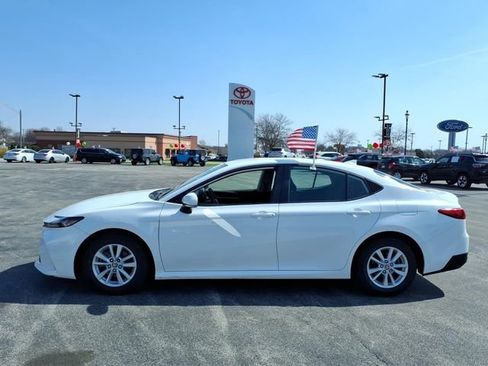 Certified 2025 Toyota Camry LE image 7