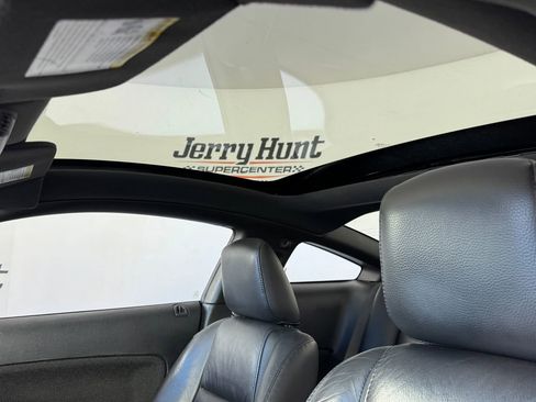 Used 2009 Ford Mustang GT image 3