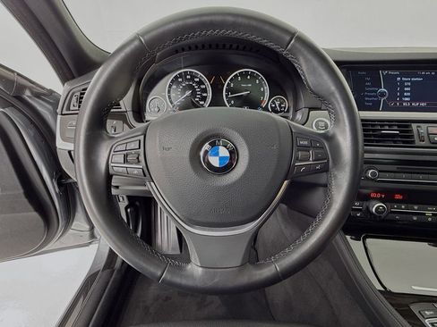 Used 2012 BMW 550i Sedan image 14