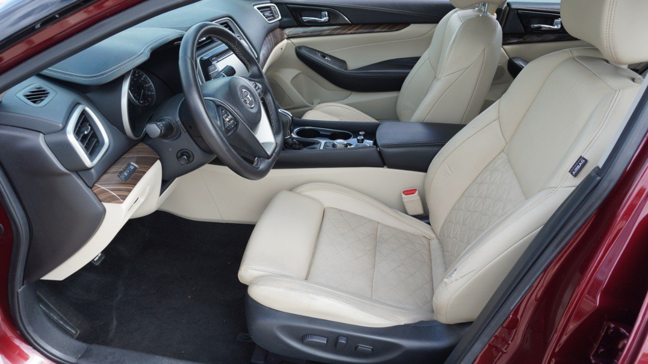 Used 2016 Nissan Maxima Platinum FWD image 13