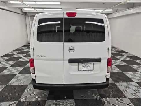 Used 2021 Nissan NV200 S w/ Back Door Glass Package image 5
