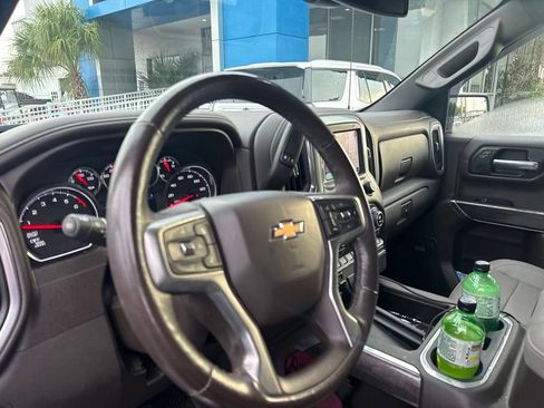 Used 2022 Chevrolet Silverado 1500 LTZ w/ LTZ Premium Package AWD/4WD image 14
