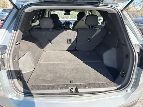 Used 2023 Chevrolet Equinox LT image 12