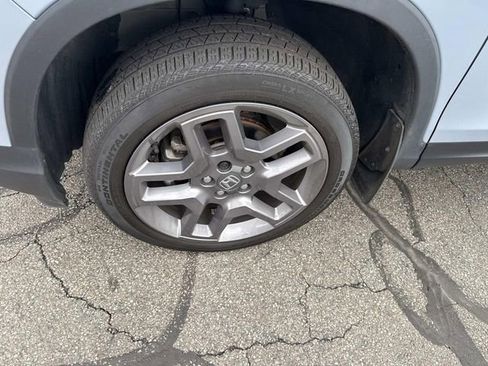 Used 2023 Honda Passport EX-L image 16