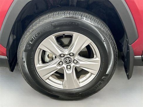 Used 2024 Toyota RAV4 XLE image 28