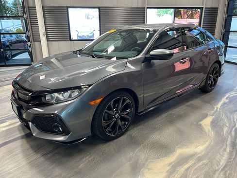 Used 2017 Honda Civic Sport image 31
