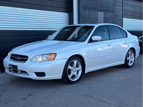 Used 2007 Subaru Legacy 2.5i image 5