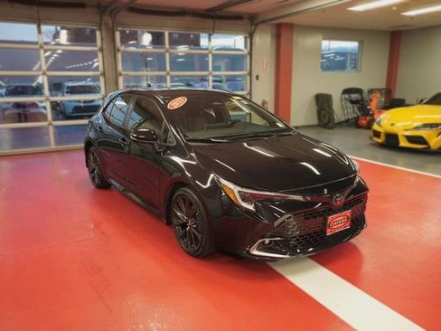 Used 2023 Toyota Corolla XSE image 2