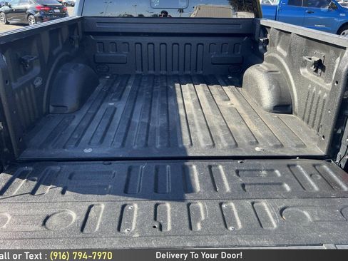 Used 2018 Ford F150 Lariat w/ Equipment Group 502A Luxury AWD/4WD image 11