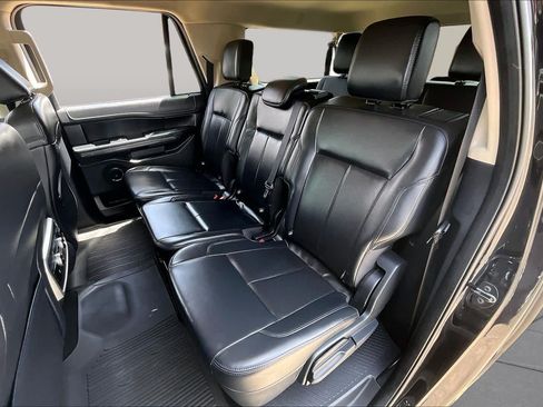 Used 2024 Ford Expedition Max XLT AWD/4WD image 20