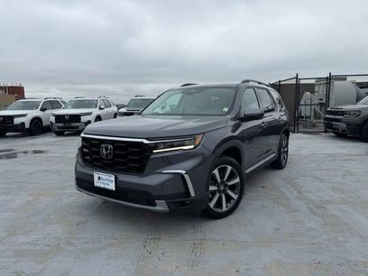 Certified 2025 Honda Pilot Touring