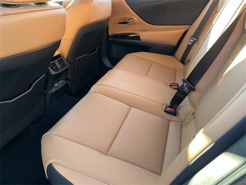 Certified 2025 Lexus ES 300h 300h image 20