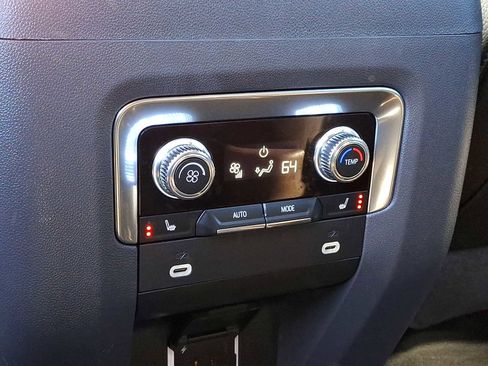 Certified 2024 GMC Yukon XL Denali image 12