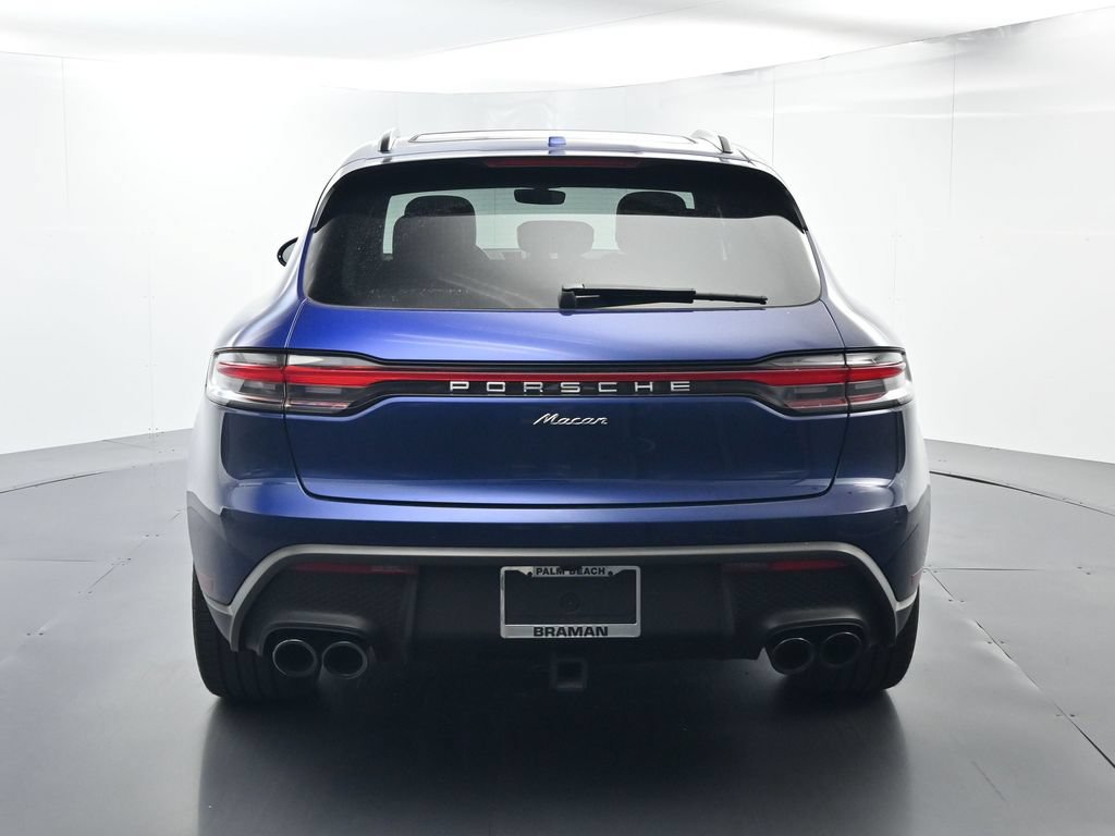Certified 2025 Porsche Macan AWD/4WD image 13