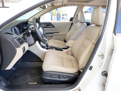 Used 2016 Honda Accord EX-L image 13