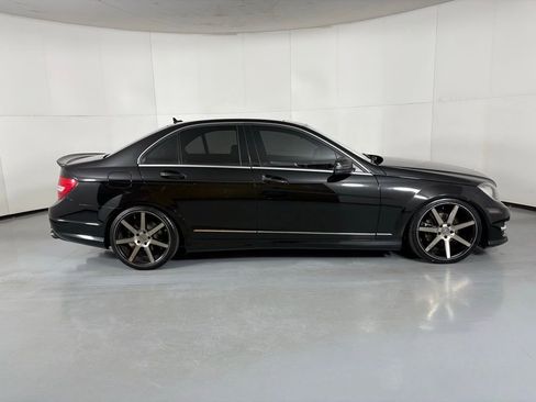 Used 2012 Mercedes-Benz C 300 4MATIC Sedan image 9