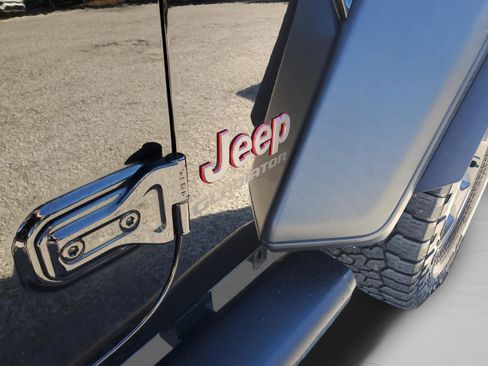 Certified 2022 Jeep Gladiator Rubicon w/ Trailer Tow Package image 32