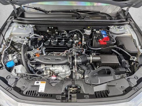 Used 2025 Honda Accord SE image 19