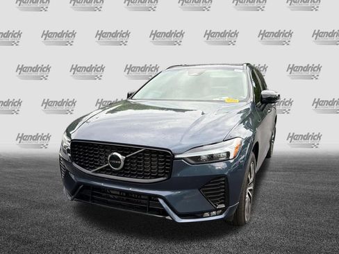 Used 2024 Volvo XC60 B5 Core w/ Protection Package Premier AWD/4WD image 6