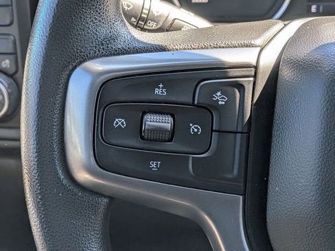 Used 2021 Chevrolet Silverado 2500 Custom w/ Custom Value Package image 18