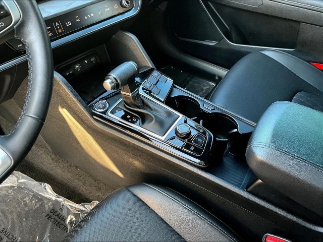 Certified 2025 Kia Sportage X-Line w/ Premium Package AWD/4WD image 22