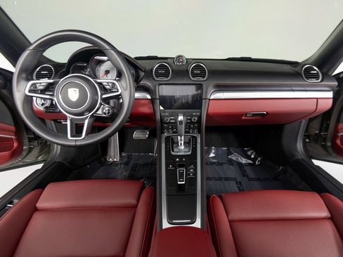 Certified 2024 Porsche 718 Boxster S image 34