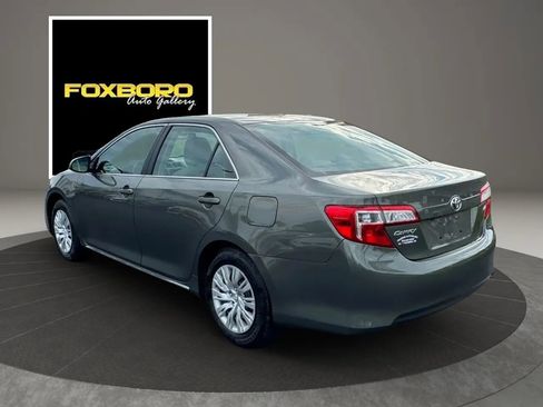 Used 2014 Toyota Camry LE FWD image 7