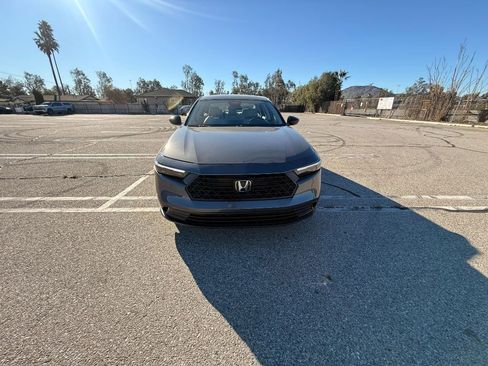 Used 2025 Honda Accord SE image 5