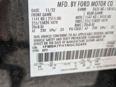 Used 2022 Ford Explorer Limited w/ Limited Technology Package RWD image 35