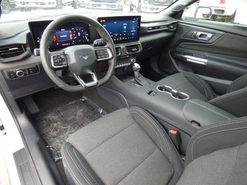 New 2025 Ford Mustang Coupe image 18