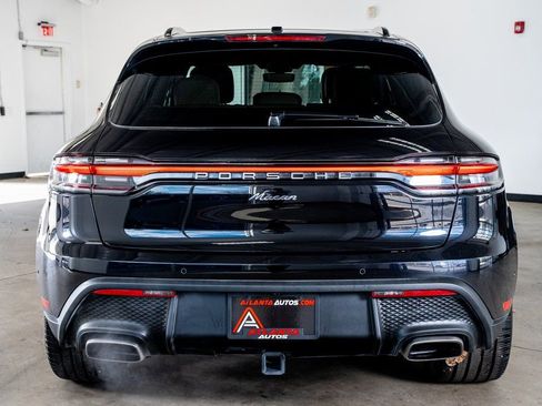 Used 2023 Porsche Macan image 7