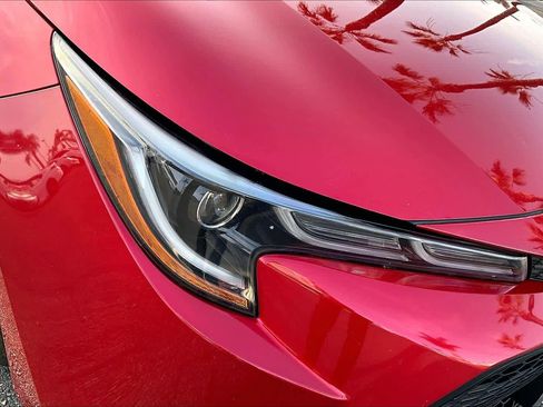 Used 2021 Toyota Corolla LE image 26