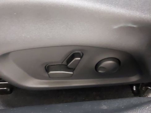 Used 2024 Jeep Compass Trailhawk w/ Trailhawk Elite Group image 37