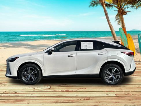 Used 2023 Lexus RX 350 Premium w/ Accessory Package (Z1) FWD image 3