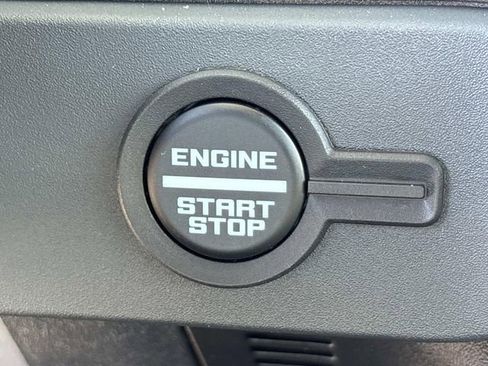 New 2026 Ford Bronco Badlands w/ Sasquatch Package AWD/4WD image 33